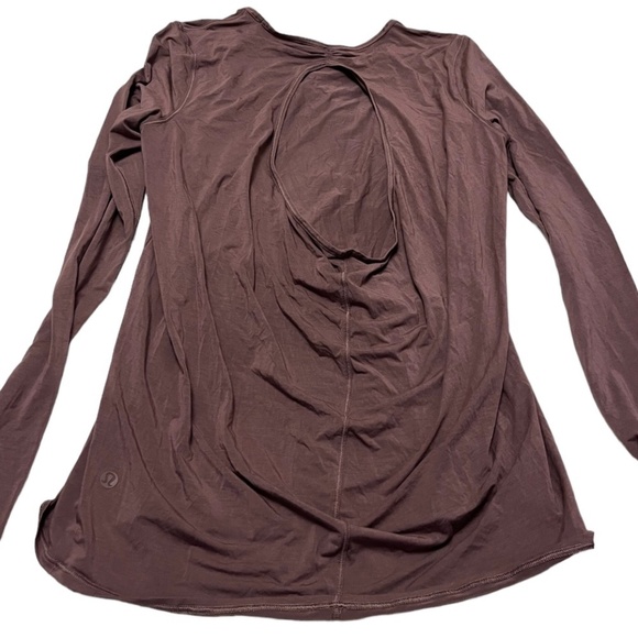 Lululemon long sleeve shirt - Picture 2 of 2